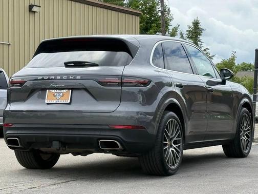 2021 Porsche Cayenne Cayenne