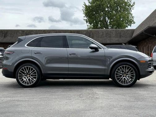 2021 Porsche Cayenne Cayenne