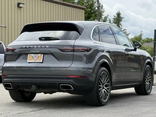 2021 Porsche Cayenne Cayenne