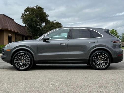 2021 Porsche Cayenne Cayenne