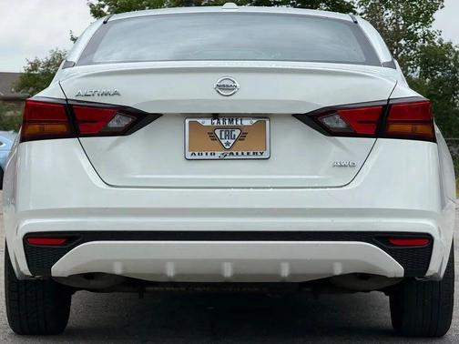 Glacier White 2019 Nissan Altima 2.5 S