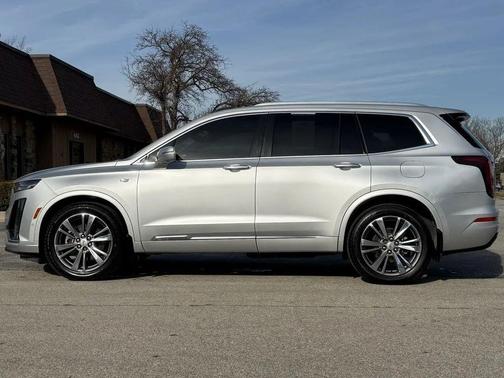 2020 Cadillac XT6 Premium Luxury FWD