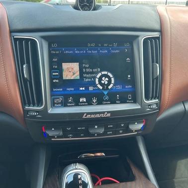 2018 Maserati Levante GranLusso