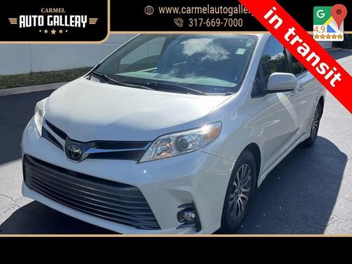 2018 Toyota Sienna XLE