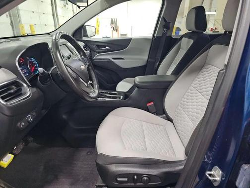 Pacific Blue Metallic 2020 Chevrolet Equinox 1LT