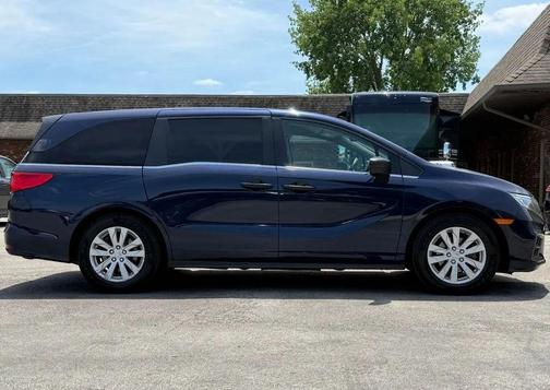 Obsidian Blue Pearl 2019 Honda Odyssey LX