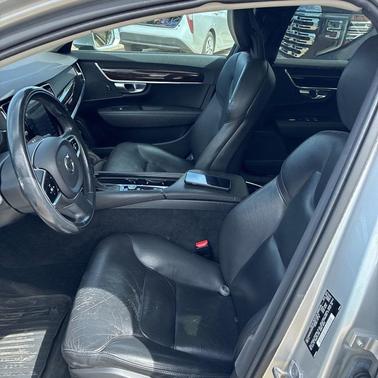 2018 Volvo S90 T5 Momentum