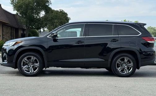 2017 Toyota Highlander Limited Platinum