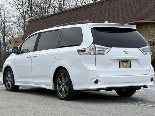 2018 Toyota Sienna SE