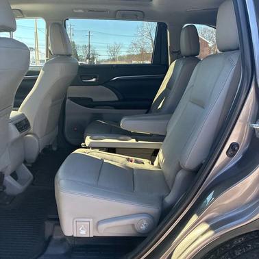 2016 Toyota Highlander Hybrid Platinum