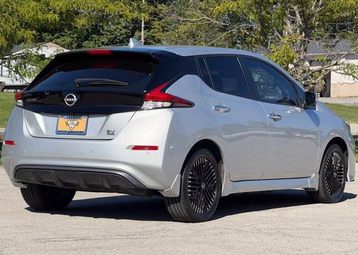 Brilliant Silver Metallic 2024 Nissan Leaf SV PLUS