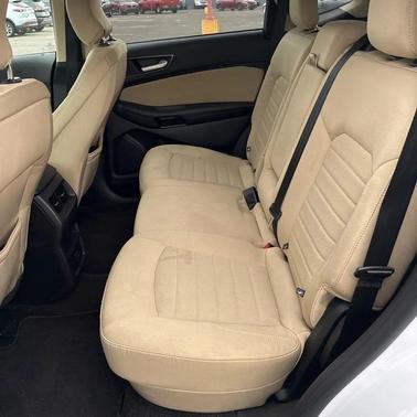 2018 Ford Edge SE