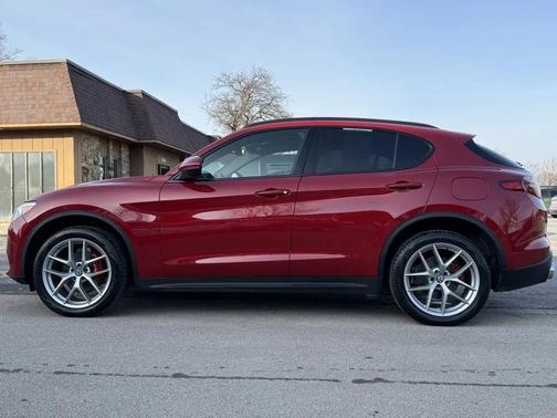2018 Alfa Romeo Stelvio Ti Sport