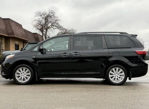 2017 Toyota Sienna Limited