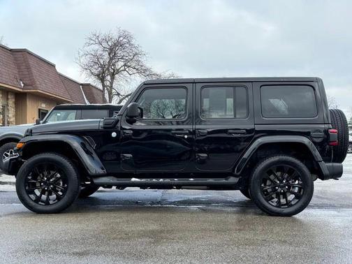 Black Clearcoat 2021 Jeep Wrangler Unlimited 4xe Sahara
