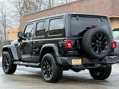 Black Clearcoat 2021 Jeep Wrangler Unlimited 4xe Sahara