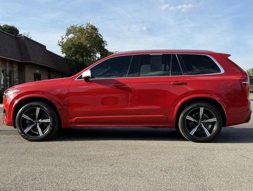 2019 Volvo XC90 T6 R-Design