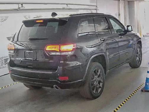 2021 Jeep Grand Cherokee 80th Anniversary 4x4