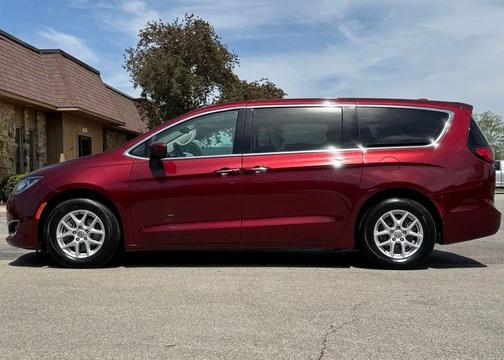 2017 Chrysler Pacifica Touring