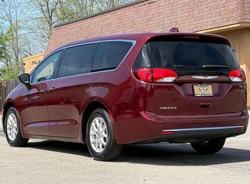 2017 Chrysler Pacifica Touring