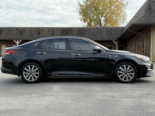 2019 Kia Optima EX