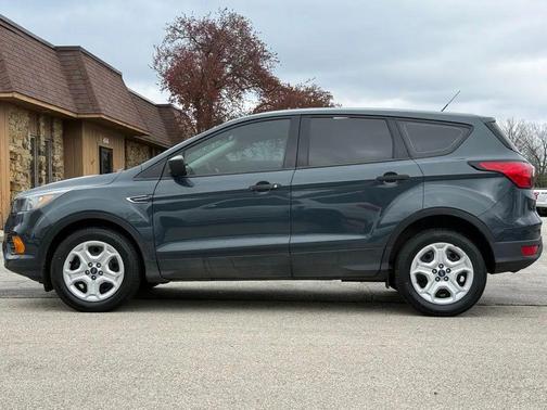 Baltic Sea Green Metallic 2019 Ford Escape S