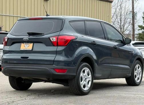 Baltic Sea Green Metallic 2019 Ford Escape S