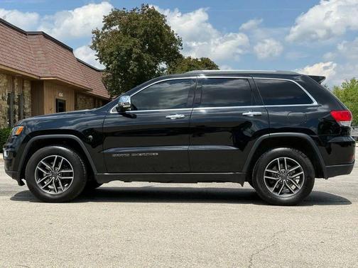 Diamond Black Crystal Pearlcoat 2019 Jeep Grand Cherokee Limited