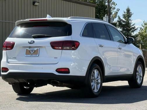 2019 Kia Sorento LX