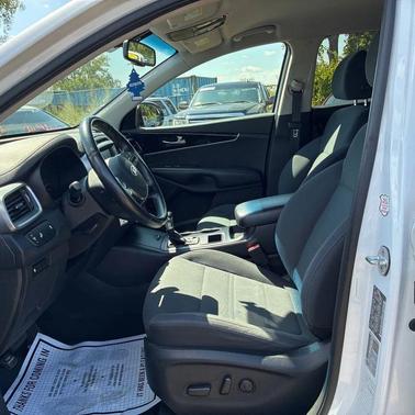 2019 Kia Sorento LX