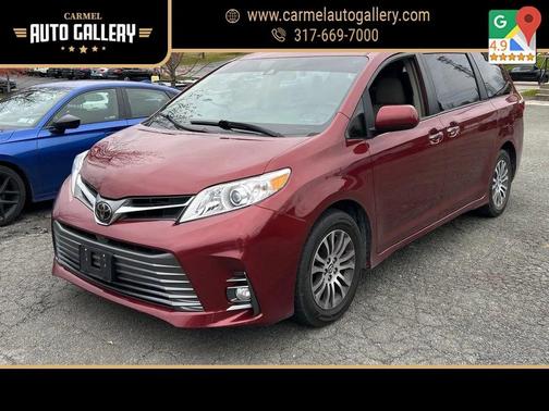 2018 Toyota Sienna LE