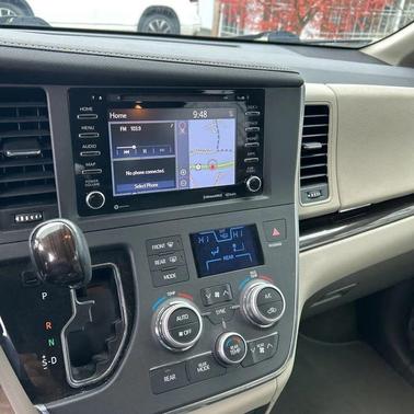 2018 Toyota Sienna L