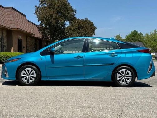 Blue Magnetism 2017 Toyota Prius Prime Advanced