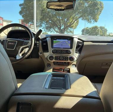 2017 GMC Yukon XL SLT