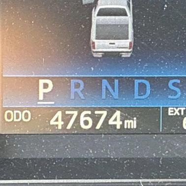 Super White 2017 Toyota Tundra SR5