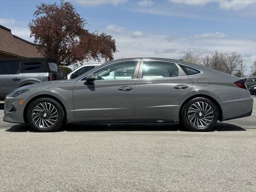 2020 Hyundai SONATA Hybrid Limited