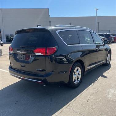2018 Chrysler Pacifica Hybrid Touring L