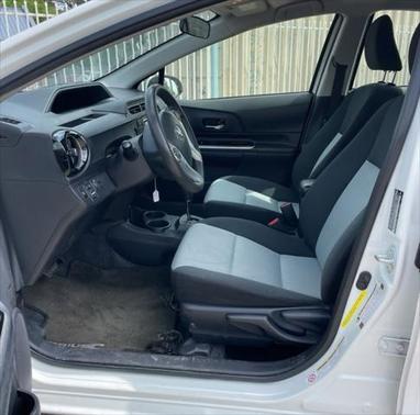 2017 Toyota Prius c Four