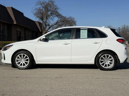 2018 Hyundai Elantra GT Base