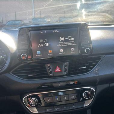 2018 Hyundai Elantra GT Base