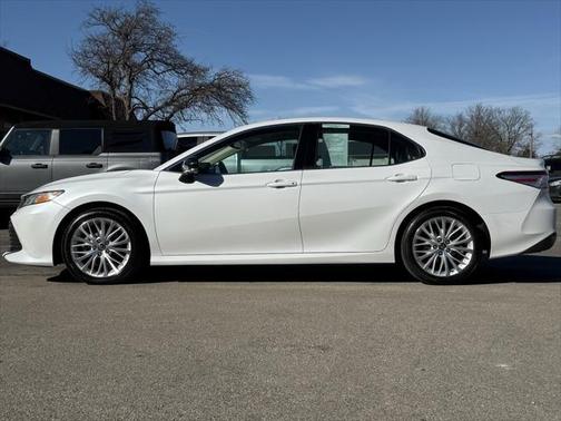 2018 Toyota Camry XLE