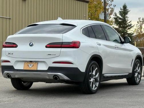 2020 BMW X4 xDrive30i