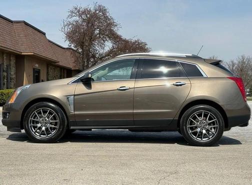 Terra Mocha Metallic 2016 Cadillac SRX Performance Collection