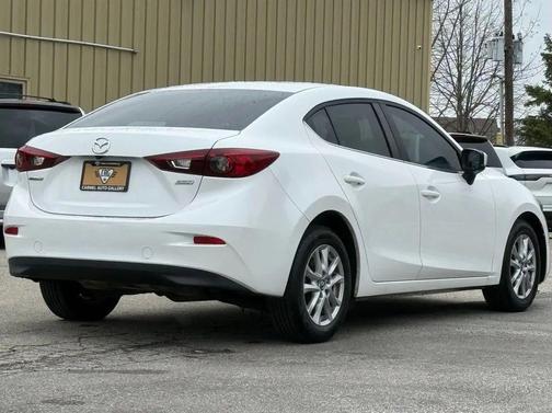 Snowflake White Pearl Mica 2017 Mazda Mazda3 Sport