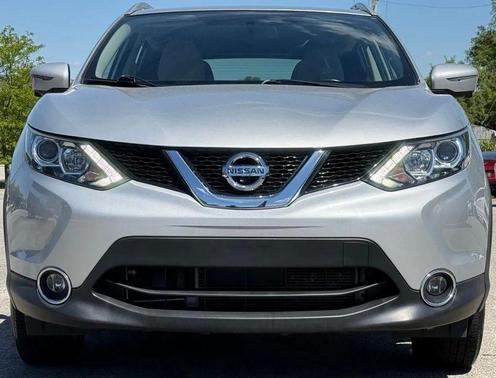 Brilliant Silver 2018 Nissan Rogue Sport SV
