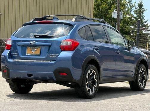 Quartz Blue Pearl 2017 Subaru Crosstrek 2.0i Limited