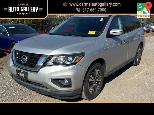 2017 Nissan Pathfinder SV