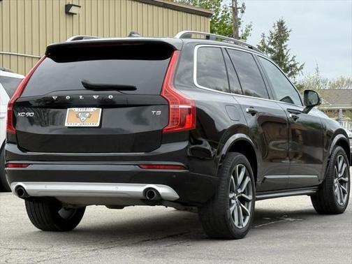 2019 Volvo XC90 T5 Momentum