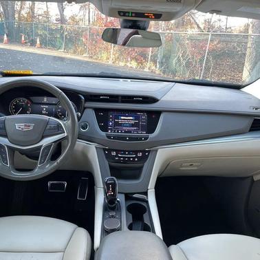 2020 Cadillac XT5 Premium Luxury