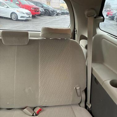 2017 Toyota Sienna LE